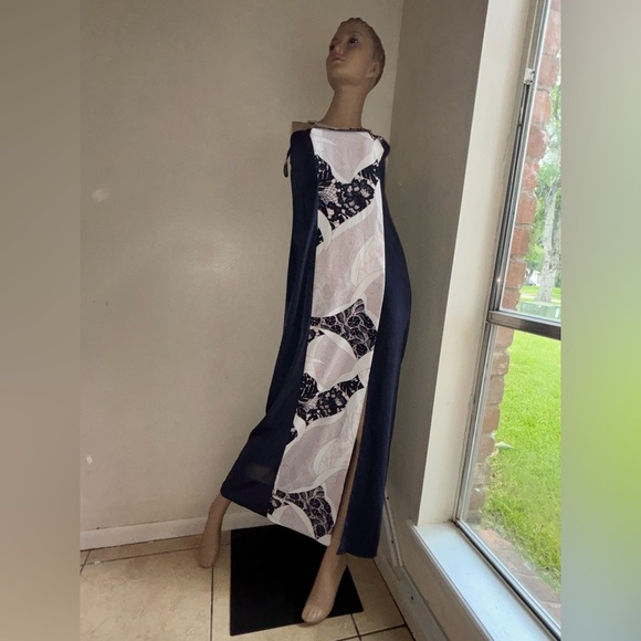 Bar III Blue and Cream Floral Dress - Picture 11 of 12